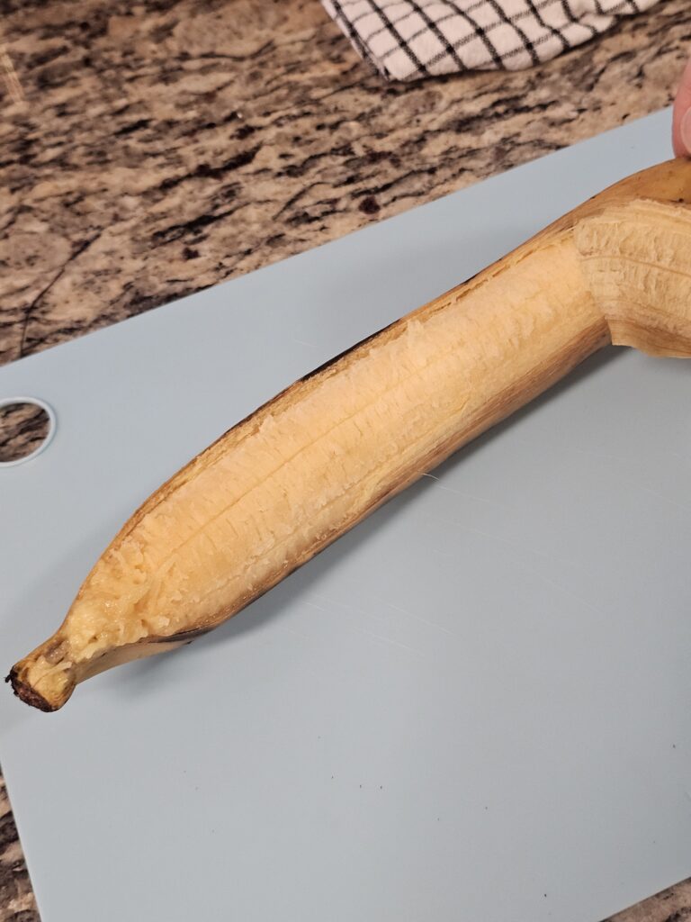 peeled raw plantain ready to cook